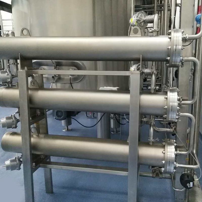 Sanitárne plášťové a rúrkové výmenníky tepla